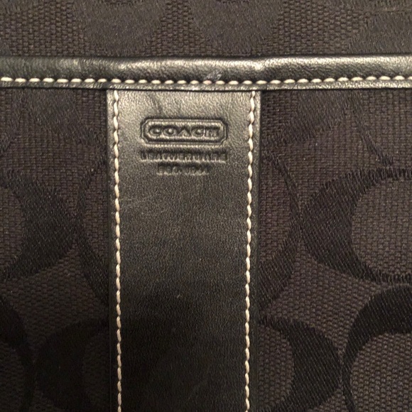 Coach cross body bag - Picture 2 of 3